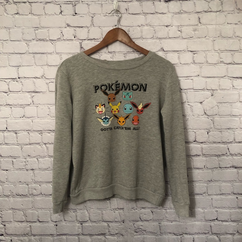 Pokémon Sweater Size Juniors XL